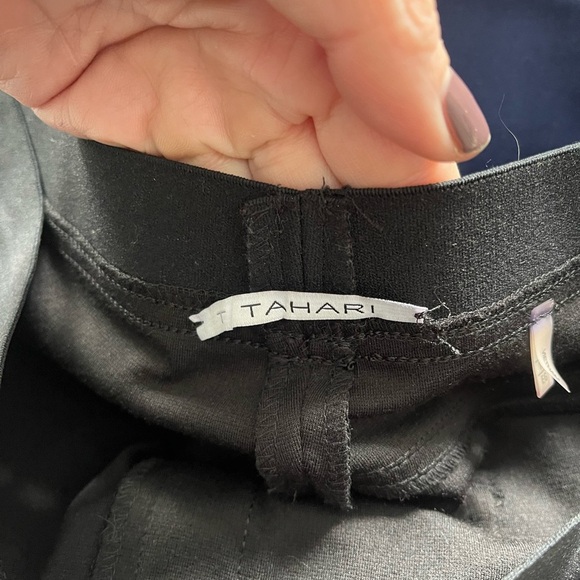 T Tahari Black pull on pants size XL - Picture 6 of 7